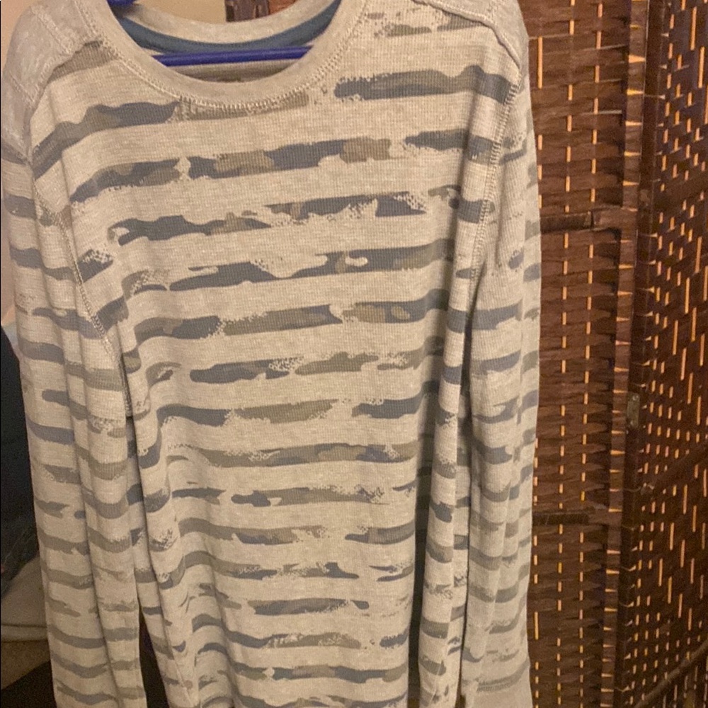 Epic Threads Gray and Blue Crewneck Sweater